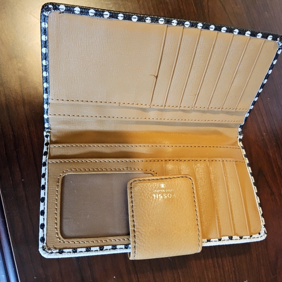 Fossil wallet - Picture 4 of 4